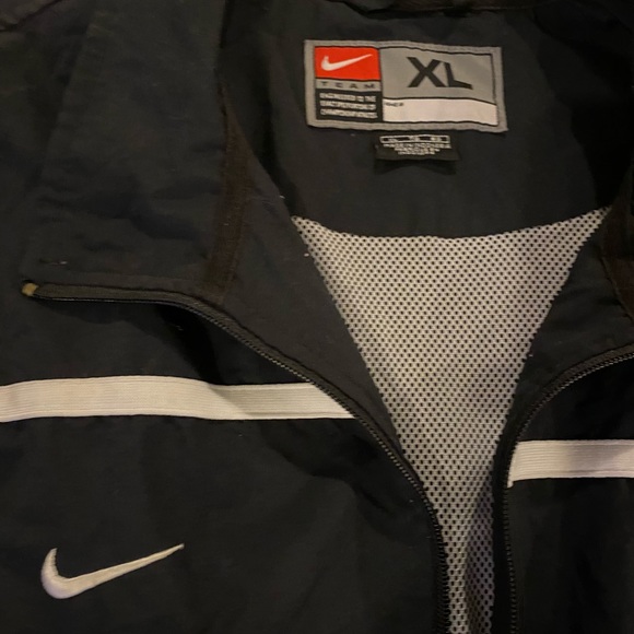 Nike Jacket - Picture 2 of 3